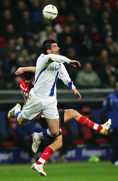 唐斯与格林 唐斯与格林